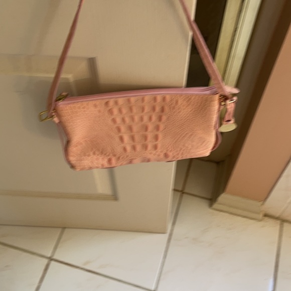 Beautiful pink Brahmin handbag. - Picture 5 of 8
